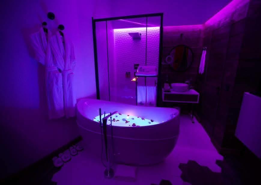 Cephanelik Boutique Hotel ทรับซอน ภายนอก รูปภาพ