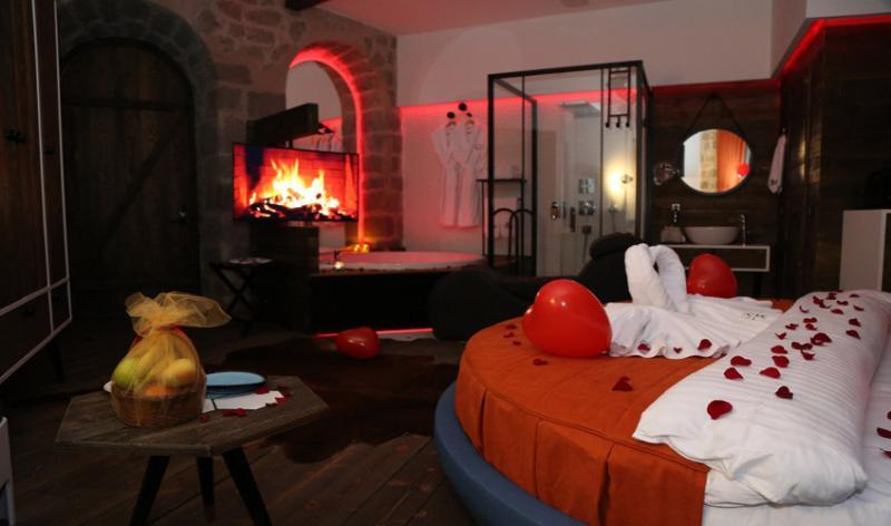 Cephanelik Boutique Hotel ทรับซอน ภายนอก รูปภาพ
